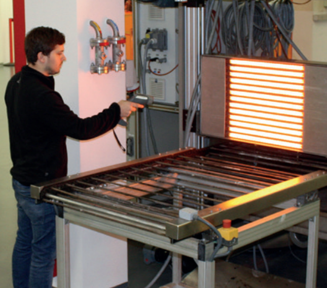 Semiconductor device characterization heater